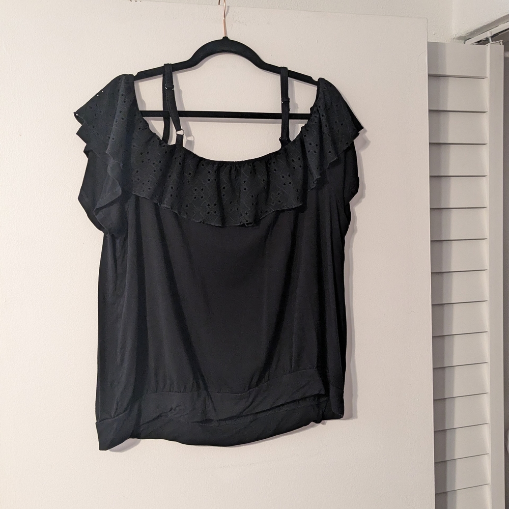 Torrid Black Super Soft Cold-Shoulder Ruffle Top Size 2 (18/20) - Picture 8 of 9